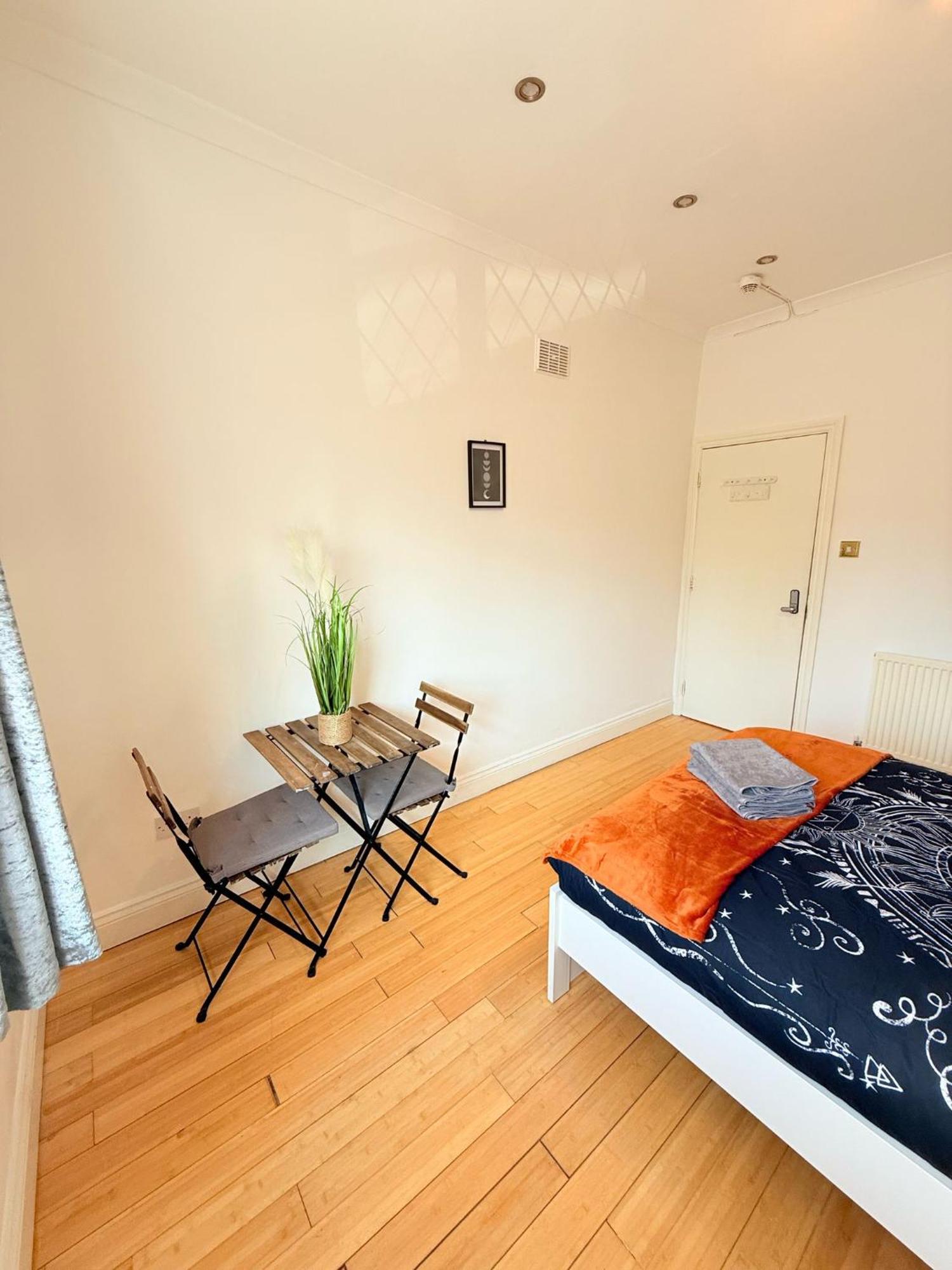 Wembley Rooms 伦敦 外观 照片